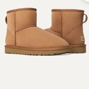 NEW IN BOX UGG CLASSIC MINI II STITCH WATER RESISTANT ANKLE BOOTIE CHESTNUT, 8